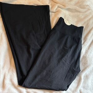 Aerie Black Hi-Rise Leggings